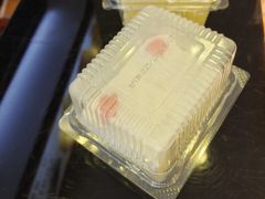 -红宝石·鲜奶小方·海派西点房(控江店)