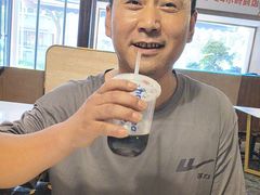 -阿瓦山寨·湘菜现炒·剁椒鱼头王(咸阳总店)