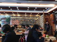 大堂-顺溜·手工刀削面·黑金店(铜锣湾店)
