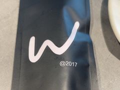 -W COLLECTIVE  DESSERT SHOP