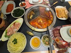 -廖掌柜·重庆鲜货火锅(上海首店)