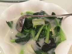 -顺峰海鲜酒楼(省府店)