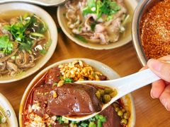 -谢老五跷脚牛肉·非遗传承店