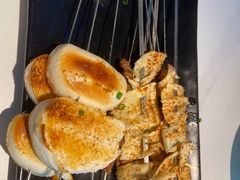 小柒羊肉串-钳小柒·小龙虾蓝龙王烧烤夜宵(长寿路店)