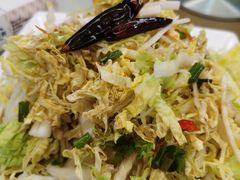 凉拌大白菜-那达慕蒙古风味酒楼