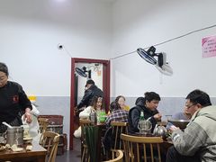 大堂-昱龙大盆牛蛙馆(三兴街总店)