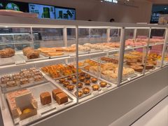 -好利来(上海长宁龙之梦店)