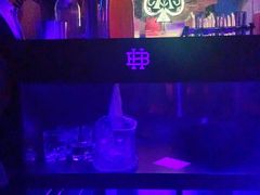 -简奥斯汀·赫本酒吧