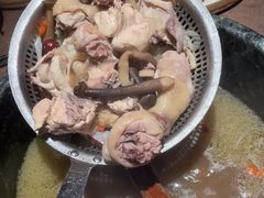 -蘑界·野生菌火锅(深业上城店)