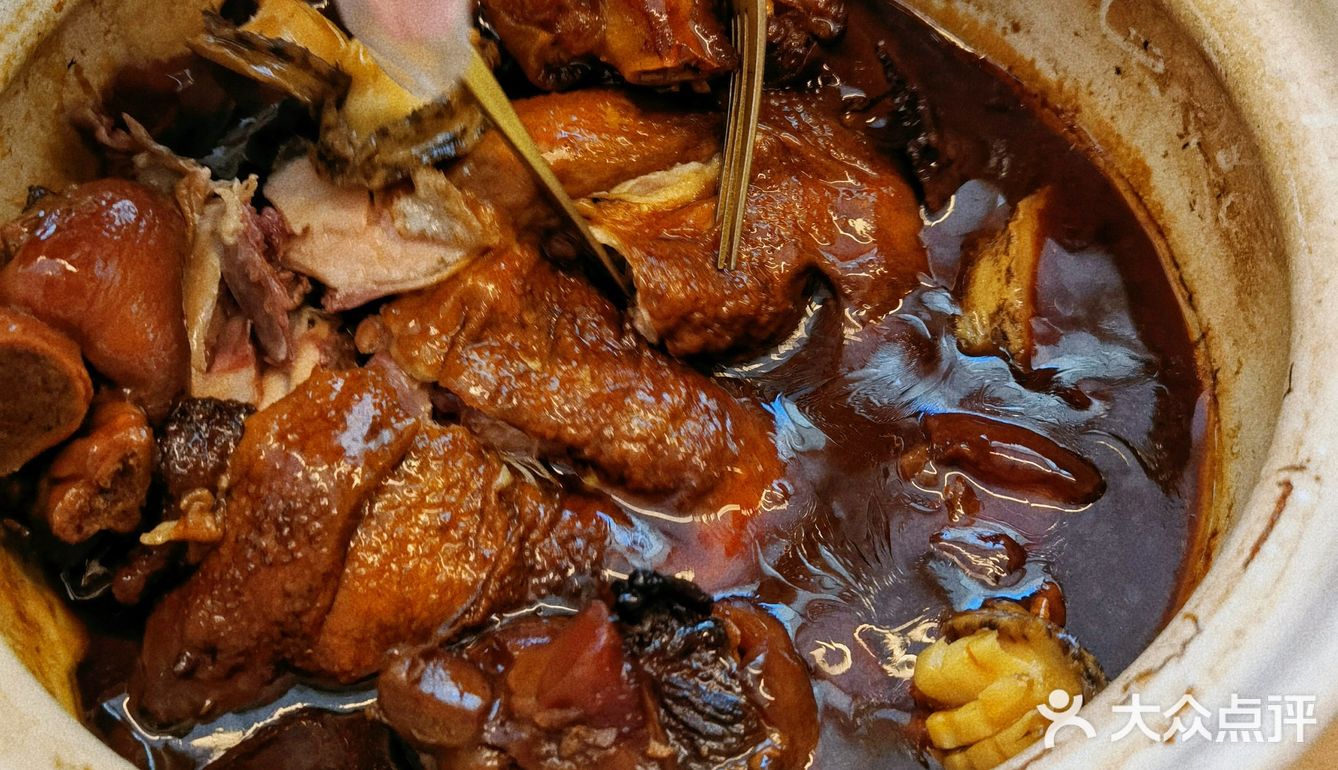 这种口感也太满足了！• 店门口有一大片鹅卵石的小路