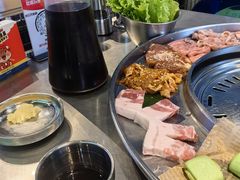 -哈哈碳都·牛肋条无限自助烤肉(台江万达店)