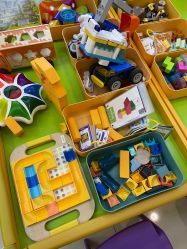 -菠萝树益智玩具体验馆(江南万达广场店)