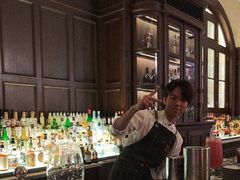 -LONG BAR 廊吧(外滩华尔道夫酒店)