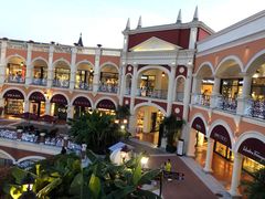 -佛罗伦萨小镇广佛名品奥特莱斯(疏港路店)