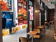 用餐区-汉堡王(华发中央公园店)