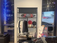 -TESLA 特斯拉(上海太古汇体验店)