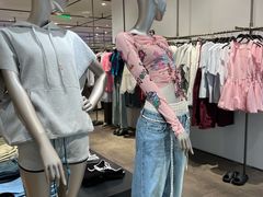 -URBAN REVIVO(荟聚中心店)