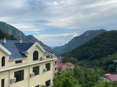 -梨木台悦来客农家院