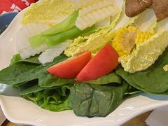 -左庭右院鲜牛肉火锅(金山万达店)