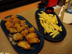 -必胜客(上海华谊新所店)