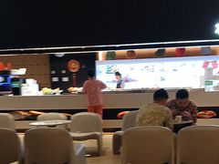 -涨巢·潮玩水疗局