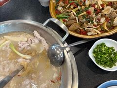 -老来福·非遗酸汤兔(凯旋路店)