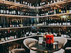 -wineapp葡萄酒餐吧(外滩金融中心店)