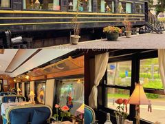 -火车头法国西餐厅