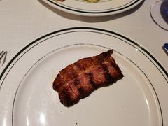 -Wolfgang’s Steakhouse 沃夫冈牛排馆(上海白玉兰广场店)
