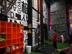 -嗨翻Hi-Fun竞技主题乐园·蹦床团建生日聚会(五棵松华熙店)