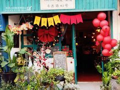 -溪岸路花鸟市场