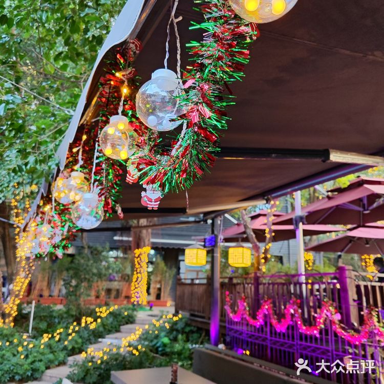 厦门音乐花园茶餐厅！圣诞氛围感满分！