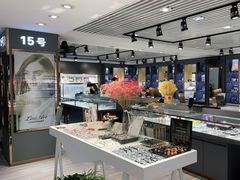 -宏宇眼镜蔡司依视路折扣店(兆佳眼镜城店)