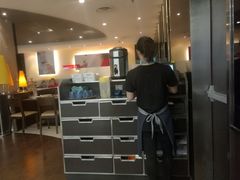 -必胜客(百联又一城店)