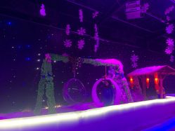 -圣名游乐城冰雪大世界