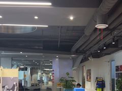 -超鹿运动(达信大厦店)