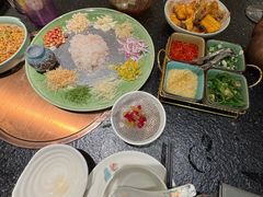 -得意咚瓜·顺德鱼生·冬瓜火锅(深圳首店)