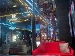 -屋有岛沉浸游戏旗舰店(中山公园店)