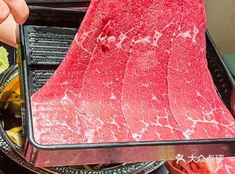 几十盘和牛直接往嘴里旋，太快乐了！