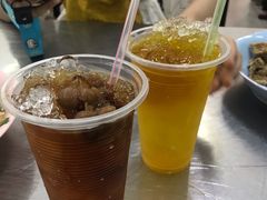 龙眼茶-榮泰米粉湯(Left Shop)