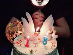 -K+全国连锁KTV(绿地缤纷天地店)