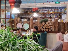 -芭莉与彩虹西餐厅(成都合生汇店)