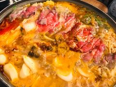 部队锅-MI WU FACTORY米屋美食工厂餐厅(绿地店)