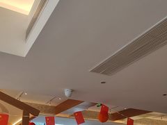 -肥肥虾庄·金牌油焖大虾(汉口城市广场店)