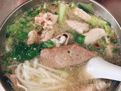 粿条汤-广场正宗原汁薏米店