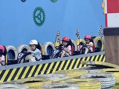 -蓝精灵乐园·世茂精灵之城主题乐园