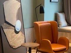 -上海虹桥中心爱琴海亚朵S酒店