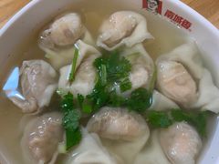 虾仁大馄饨-南城香·饭香串香馄饨香(赵公口店)