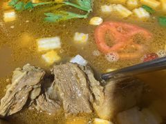 -顶顶汤火牛排火锅·经典铜锅涮肉