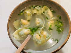 荠菜蛋黄馄饨面-样样体面(宝安支路店)